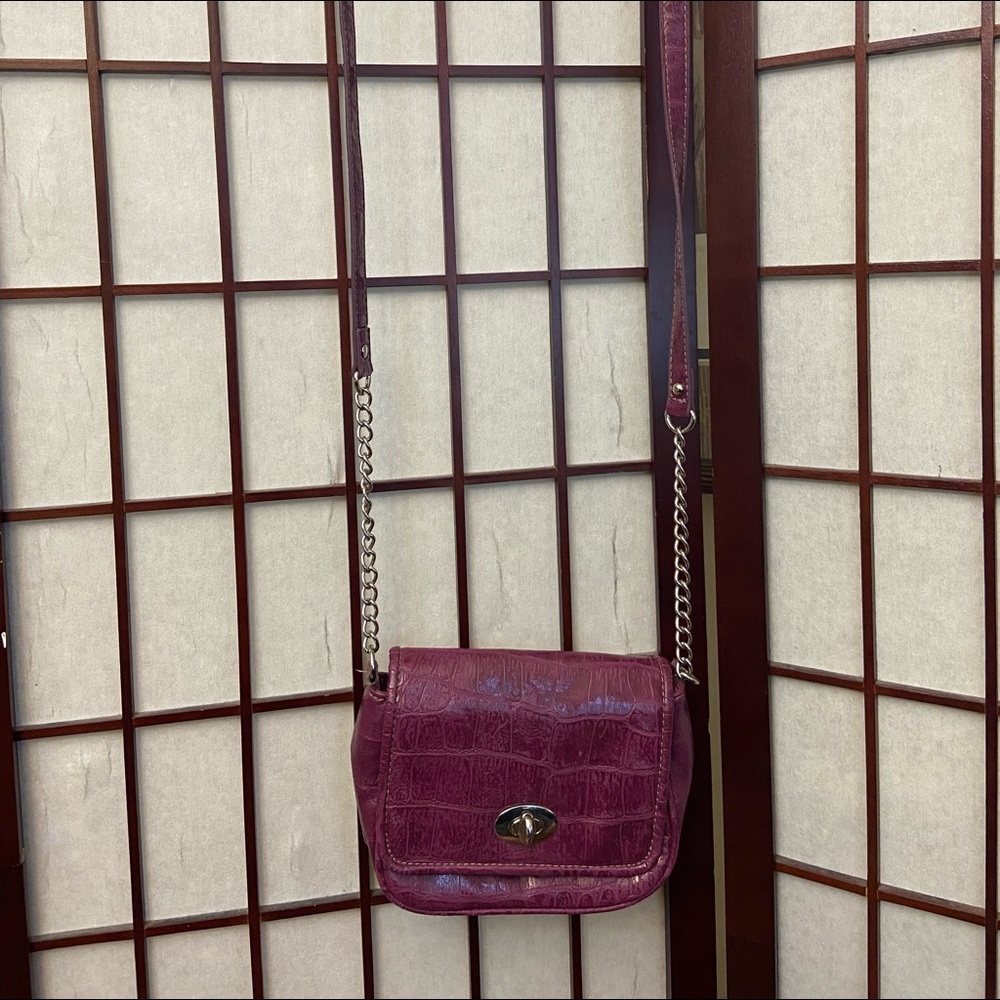 Mini Magenta crossbody bag